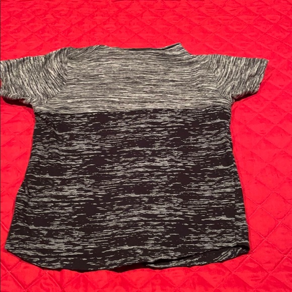 Top - Picture 2 of 3